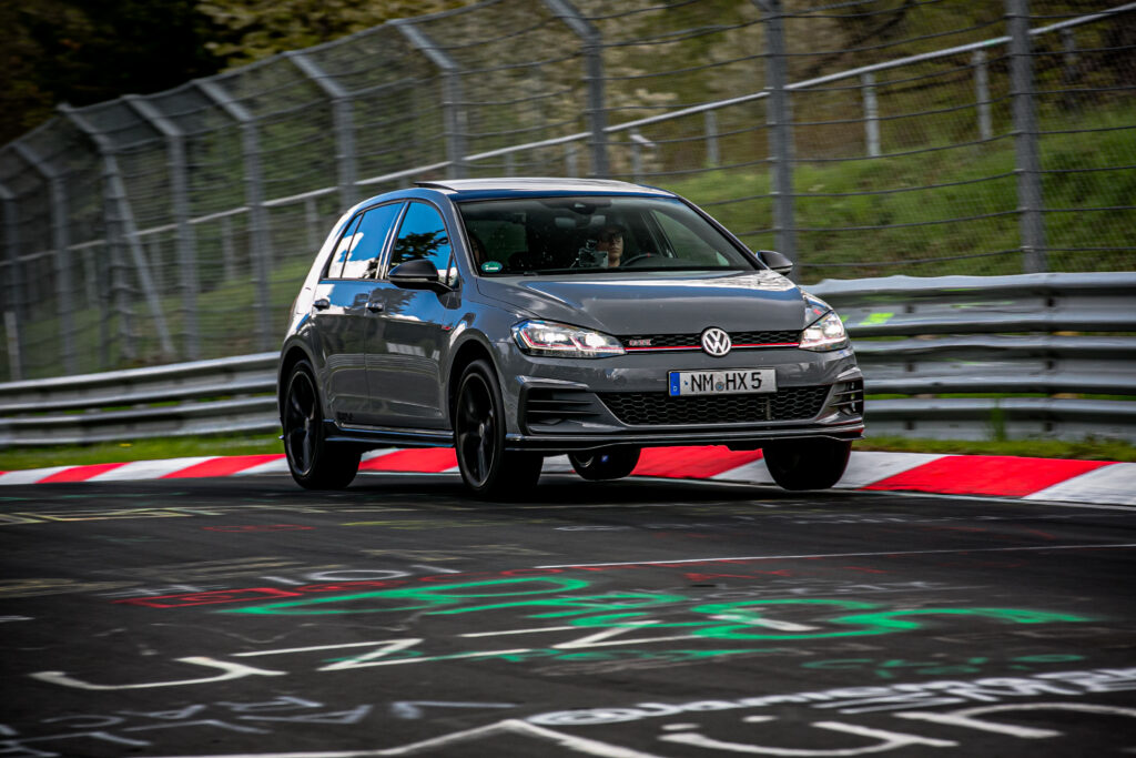VW Golf mit TKEngineering Chiptuning auf der Nürburgring Nordschleife